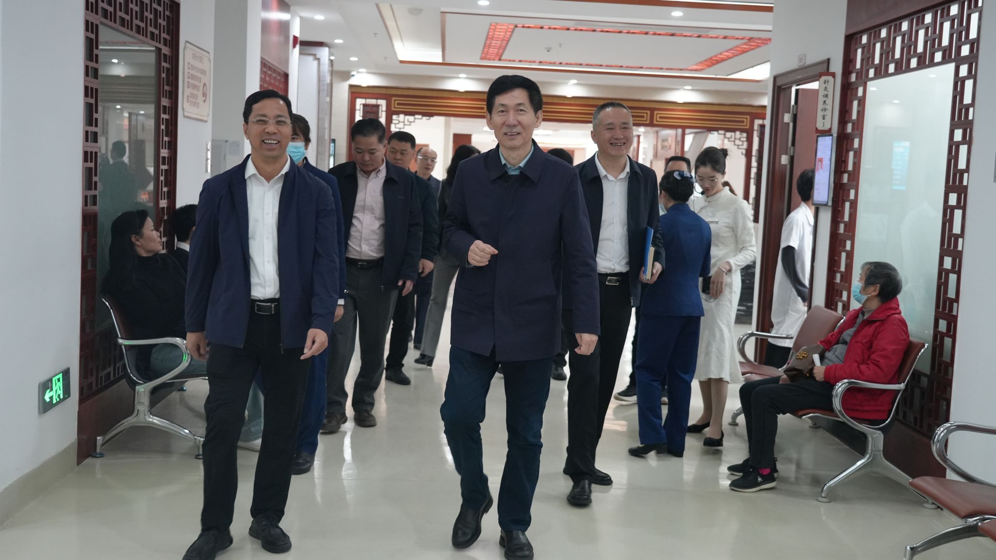 王伟校长一行调研beat365英国官网网站惠州医院