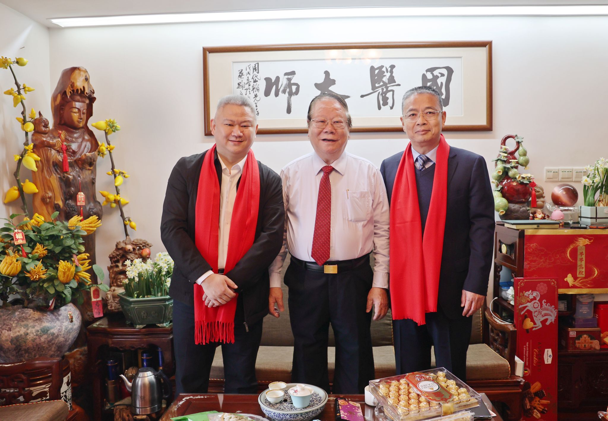 新春送暖！学校领导看望慰问春节坚守岗位一线工作人员