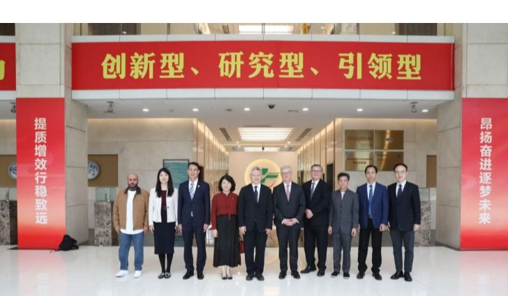 阿联酋哈伊马角政府代表团到访beat365英国官网网站