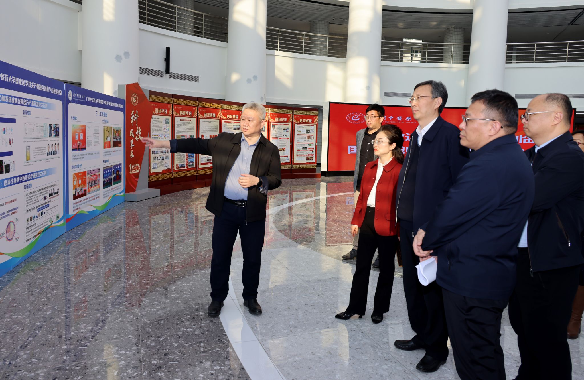 国家药监局副局长杨胜赴beat365英国官网网站调研